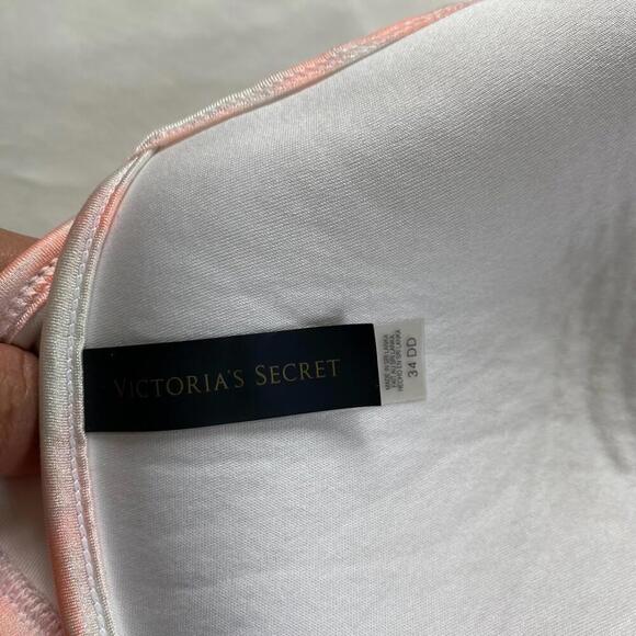 Victoria's secret Bombshell Bikini top - Picture 4 of 4